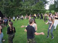 7Tecko vytahlo sve country tance.JPG